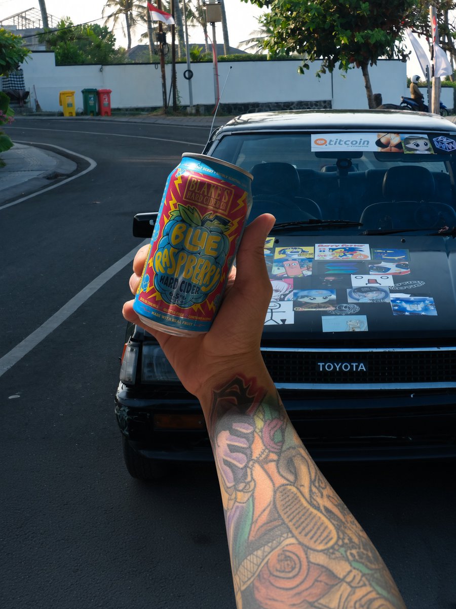 0xBaneswulf's tweet photo. Buy and hold @realTrenchcar that is all :) https://t.co/nNhswni1Lq
