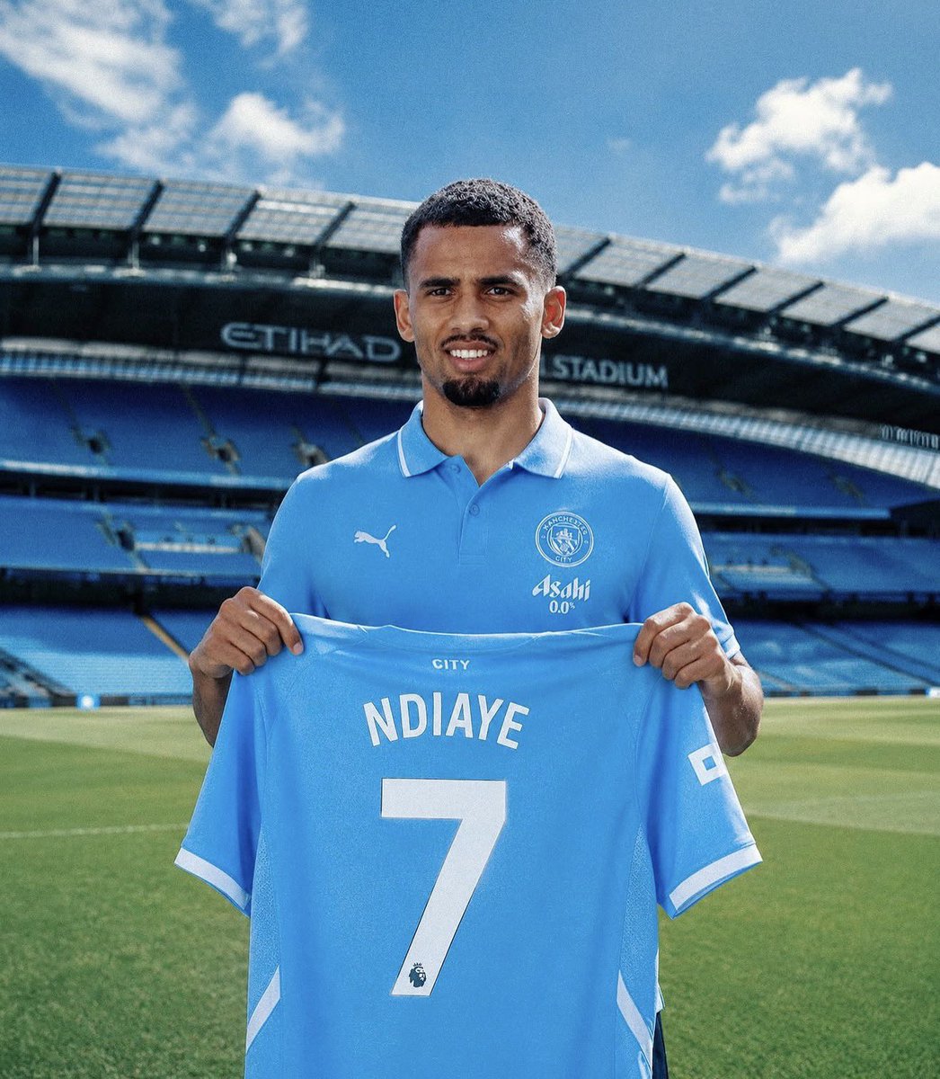 johnling's tweet photo. Le nouveau numéro 7 de Manchester City, Iliman Ndiaye 🇸🇳
Bon vent, gars ! Tu es le meilleur. 🔥

Oza na motema 🫶🏽😍 https://t.co/FuYsPeK79V