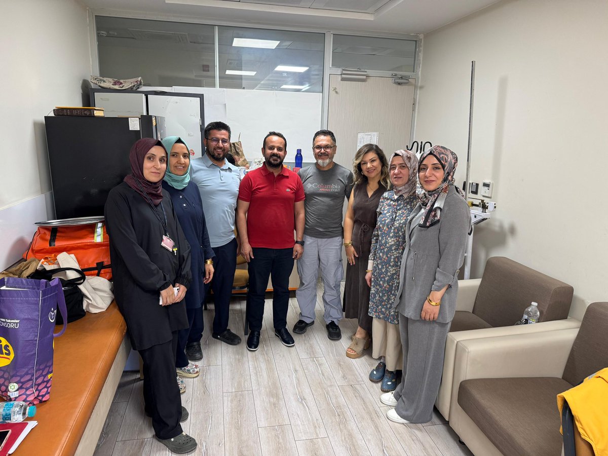 sagliksenkahta's tweet photo. 📍MERKEZ 112 

Gücümüz sahadan, gücümüz birlikteliğimizden!

112’nin sesi, sağlık çalışanlarımızın gücü olmaya devam edeceğiz! https://t.co/pZOaDfLJNY