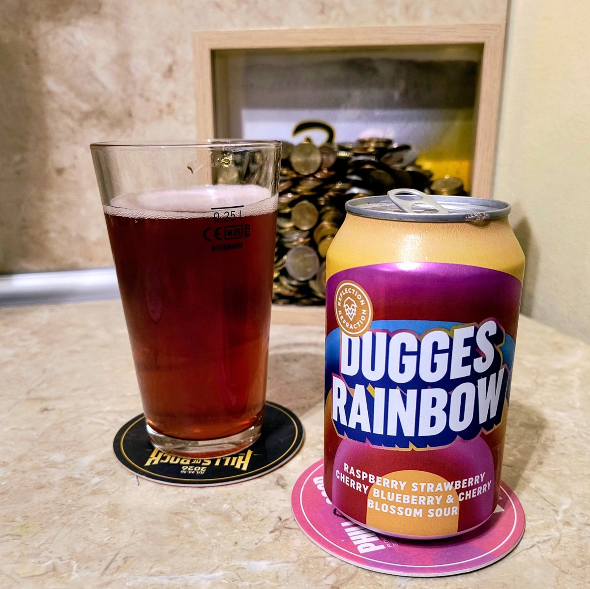 birenoshkembe's tweet photo. Дръжте се, почти я избутахме и тая седмица! #dugges #rainbow #sourbeer #newbrewthursday #cheers https://t.co/xZDlGExeX0