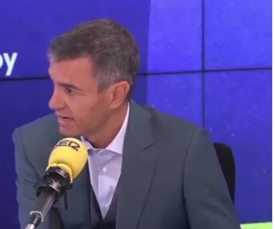 unodeAndalucia's tweet photo. Que este tío es un hijo de puta y un malvado lo sabe hasta el gato de mi cuñao, pero tú que le has votado y le votas eres aún más hijo de puta, más despreciable, más mierda y más miserable que él. https://t.co/unWh9FVYwA