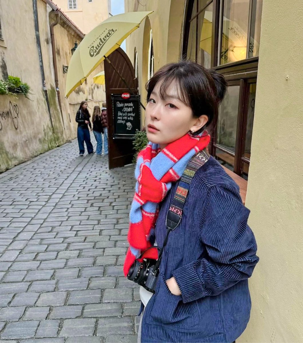 angeltxarss's tweet photo. ⠀
⠀ ⠀ 𝗜𝗚 𝗨𝗣𝗗𝗔𝗧𝗘 :⠀@️angeltears
⠀
⠀ ⠀ ⠀─── ⋆⋅ 🖌️ ⋅⋆ ───
⠀
⠀ ⠀ ❝buen día, hoy hace frío…❞
⠀ https://t.co/EmkVEn9FeB