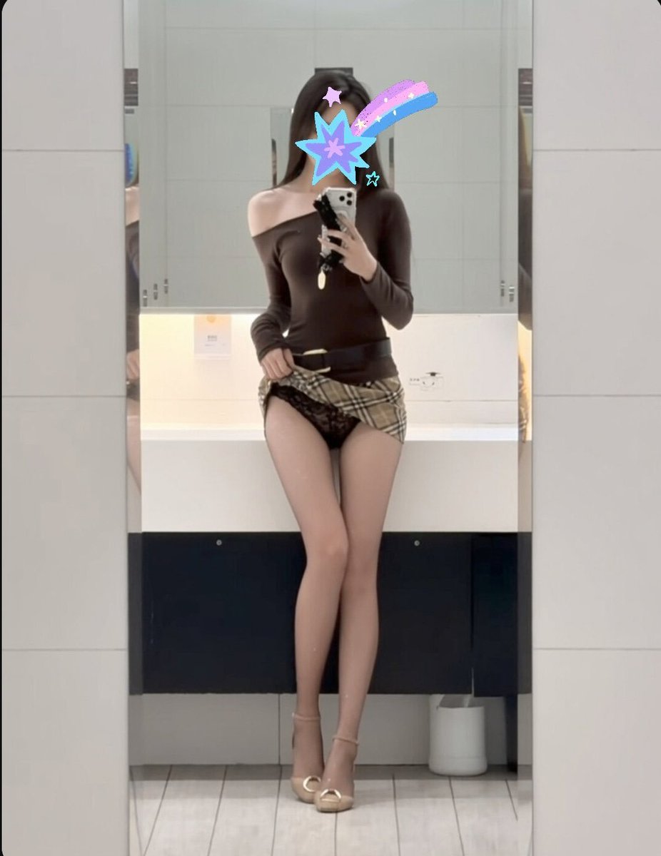 iUltrav10's tweet photo. この体型ってぶっちゃけどうですか？？       
感想聞きたいです😂 https://t.co/WGm5ezAQCG