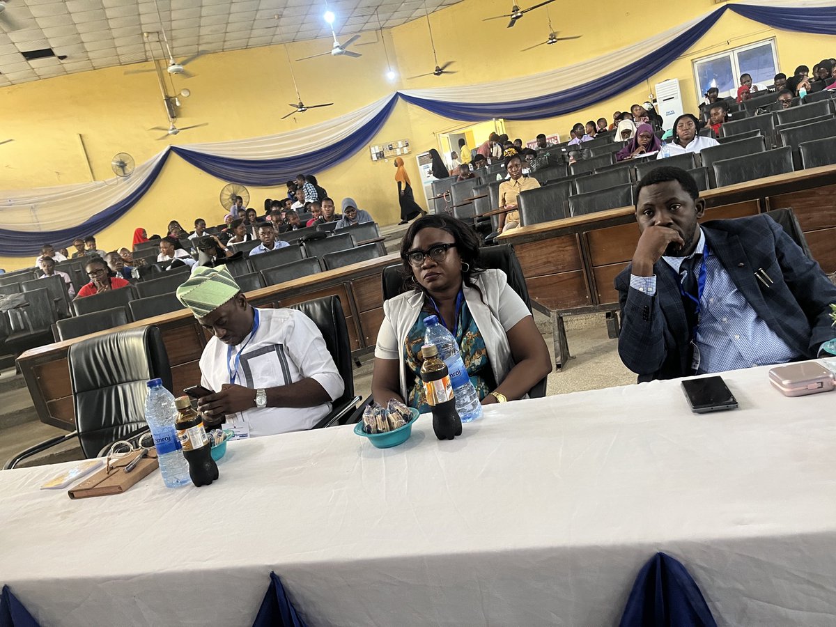 AMuhammad55016's tweet photo. Medicine goes beyond the hospital walls. 🩺✨

OOUMSA Career Day 2026 opened our minds to the diverse opportunities within and beyond clinical practice—from research and public health to health tech, policy, entrepreneurship, and more.

The future of medicine is limitless. https://t.co/ZO86yO8BlQ