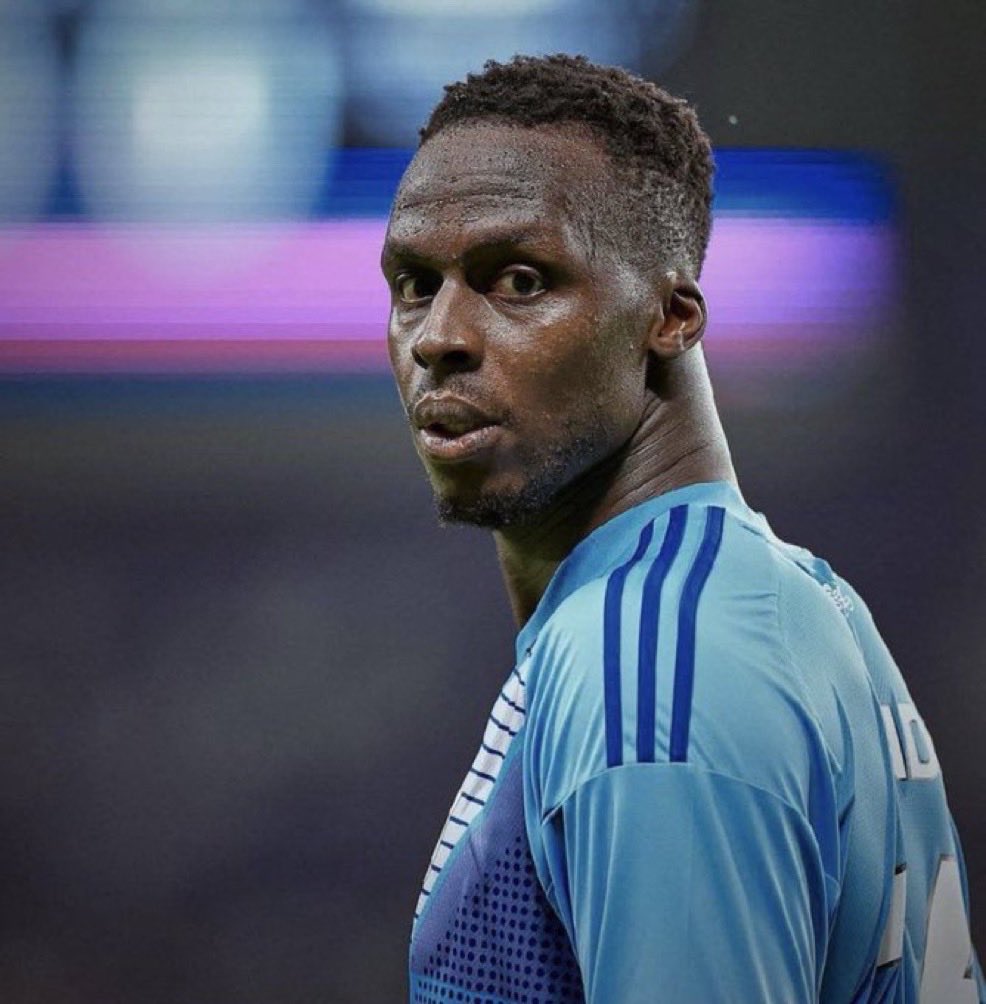 Khlved's tweet photo. مشجعين قبل ما يكونون لاعبين 

شكرًا يارجال💚 https://t.co/vMPLc0wn7P