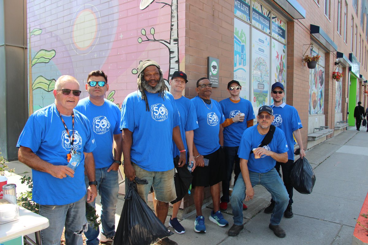 SRiverdaleCHC's tweet photo. Last Saturday, we hosted a community clean-up event, in celebration of our 50th anniversary! ♻️

Together, we were able to collect the litter and waste in our neighbourhood. This initiative allowed us to give back to the community and work towards having a cleaner, healthier, more sustainable environment. 🌎

Thank you to all the volunteers and community members who contributed their time and effort to this community clean-up. 💚

Here’s to the next 50 years of making a difference together! 🎉

#CommunityCleanUp #CleanUp #HelpTheEnvironment #CommunityEvent #Leslieville #50thAnniversary #50Years #SouthRiverdaleCHC #SRCHC