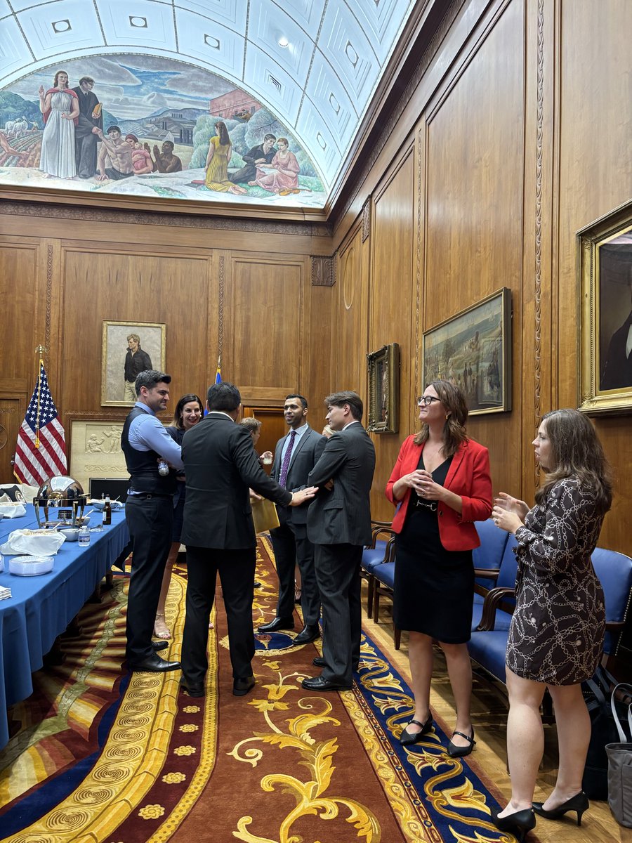 EagleEdMartin's tweet photo. Great to bid farewell to a great place to work and colleagues. Thank you @AGToddBlanche et al. https://t.co/LWd1X37Ljd