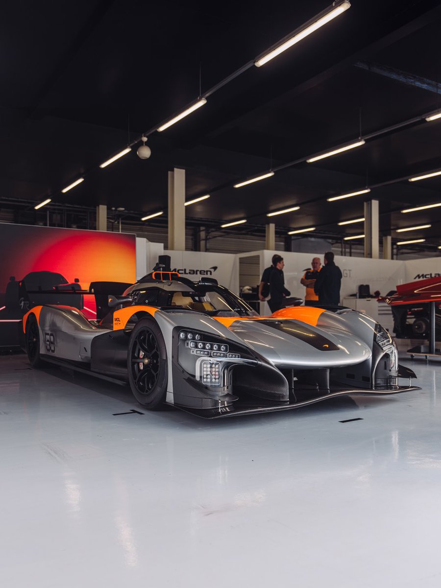 McLarenAuto's tweet photo. Performance. Endurance. Heritage.
Pure McLaren connects all three.
#McLarenAuto #PureMcLaren #PureSilverstone https://t.co/1DZ1yQsSIW