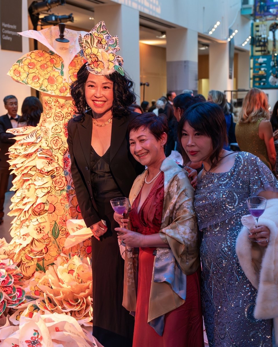 asianartmuseum's tweet photo. ✨ San Francisco’s premier cultural night of the season is back.

On Thursday, October 29, the Asian Art Gala After Party will bring together the city’s creative leaders, industry innovators, and art patrons.

🎟️ Space is limited. Reserve your ticket: https://t.co/yrhAteOlj1 https://t.co/zdDuDbK68Z