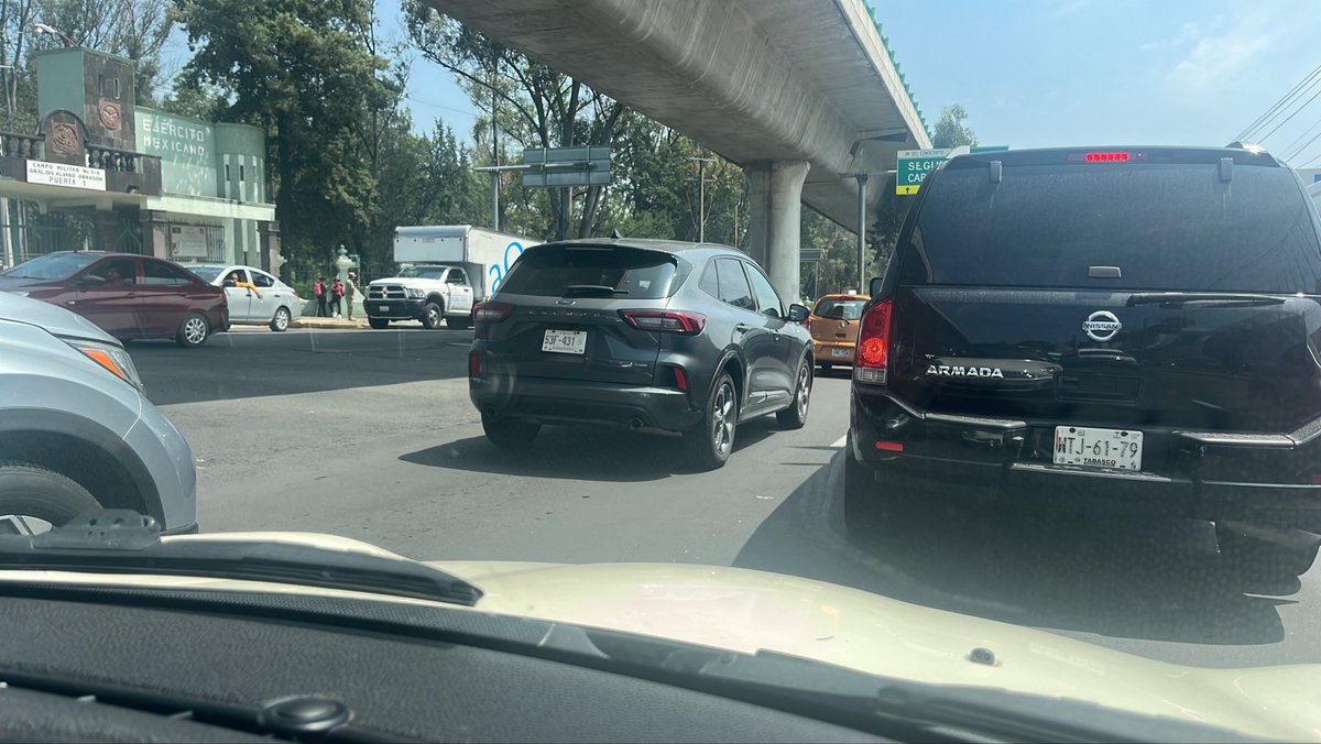 AlexCueli's tweet photo. Colapsado zona Av. del Conscripto... EVITAR
@GobNau https://t.co/MA8EAYltR4