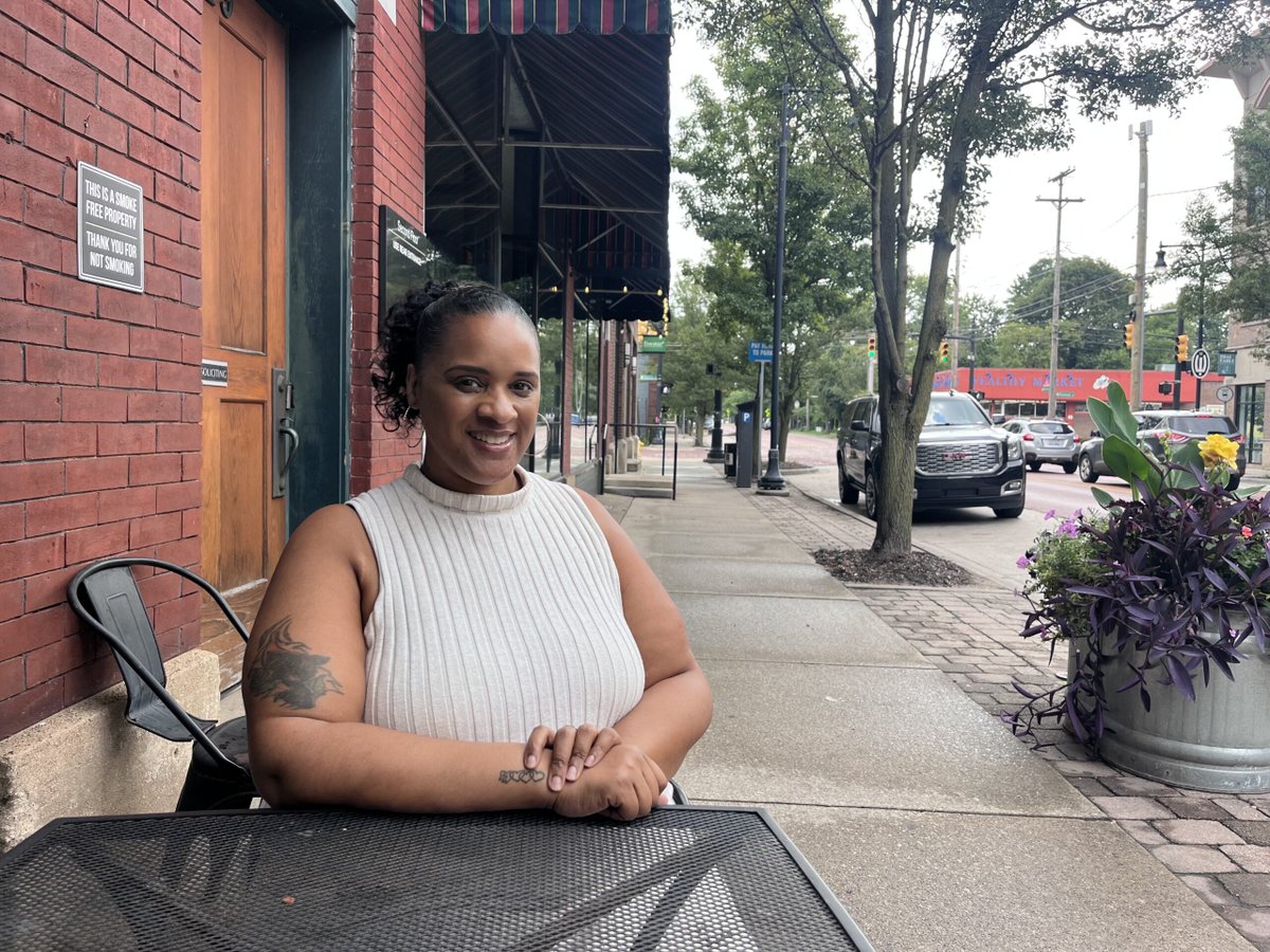 GRHerald's tweet photo. Grand Rapids Public Schools Board Member Aarie Wade is seeking reelection, among a field of 15 candidates.

Read more: https://t.co/BfNQ5ak49X https://t.co/3hnAvgFvvY