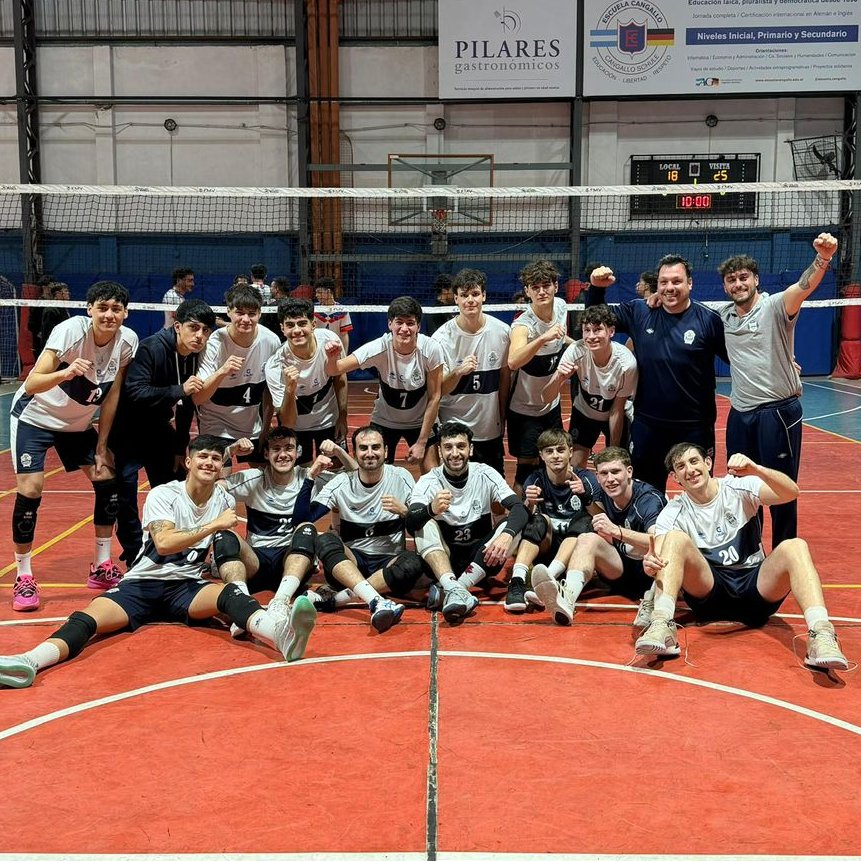 Estandarte_Trip's tweet photo. 🏐 ¡𝙇𝙤𝙨 𝙇𝙤𝙗𝙤𝙨 𝙨𝙞𝙜𝙪𝙚𝙣 𝙘𝙤𝙣 𝙩𝙤𝙙𝙤!

⚪️ Por la fecha 5 de la Rueda Campeonato del Metropolitano, los @lobosvoley vencieron 3-1 a Cangallo de visitante.

🔵 Los parciales fueron de 25-19, 25-16, 19-25 y 25-18.

🔜 El próximo lunes visitan a 77FC.

#CGE #GELP https://t.co/6kH2LhxcId