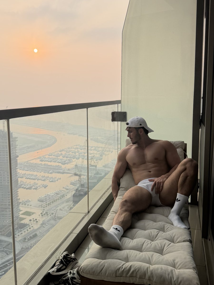 Luciferberk09's tweet photo. Ccollap 🙂‍↔️🇦🇪 https://t.co/NUNhST3Uxq