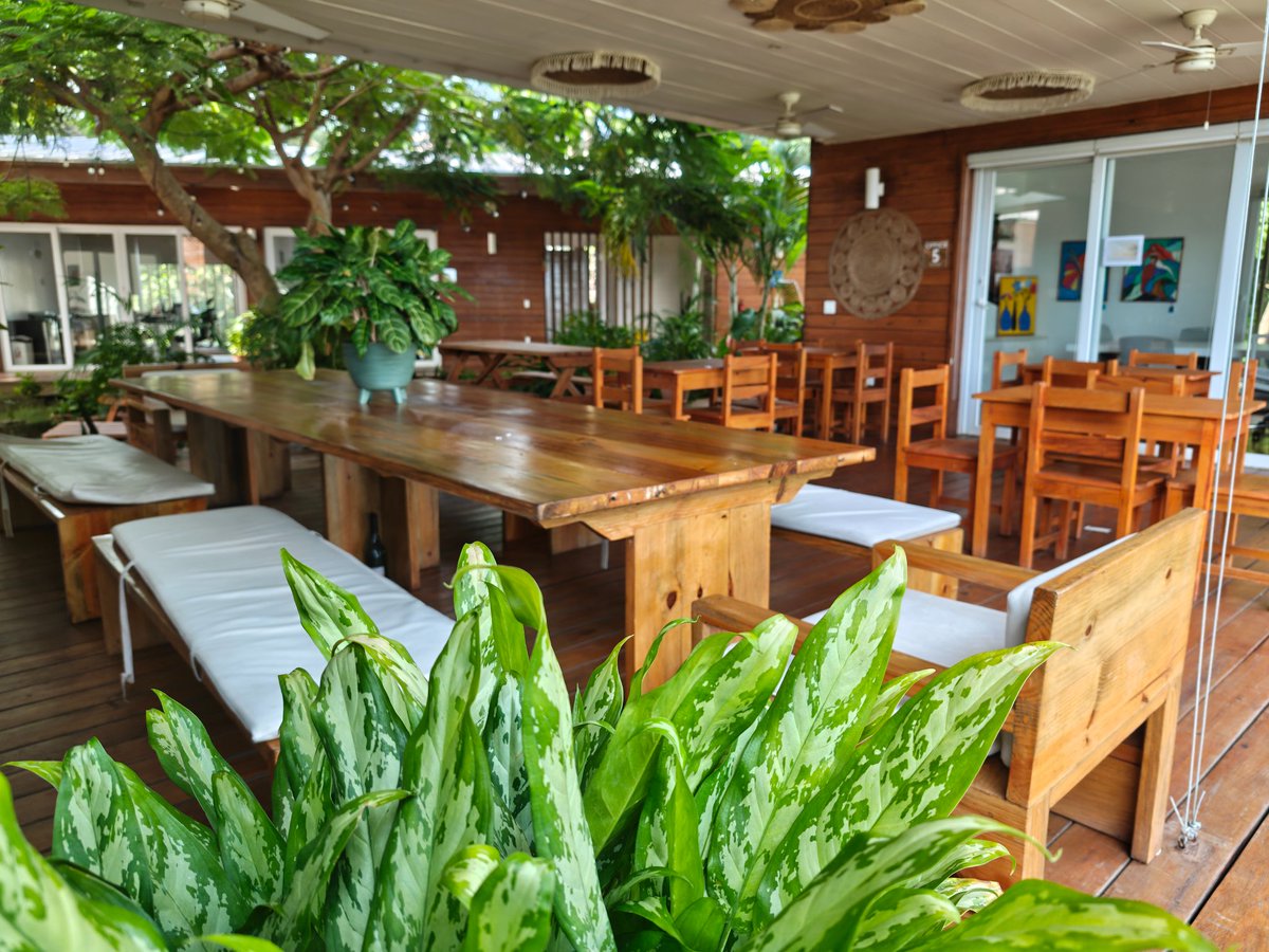 jeremykauffman's tweet photo. Arrived in Próspera for the Free Cities Conference!

Próspera is a charter city located in Honduras that is exempt from most national laws.

This is my first visit, and this post will become a multi-day live thread of the island and conference. https://t.co/uFTSC34b6f
