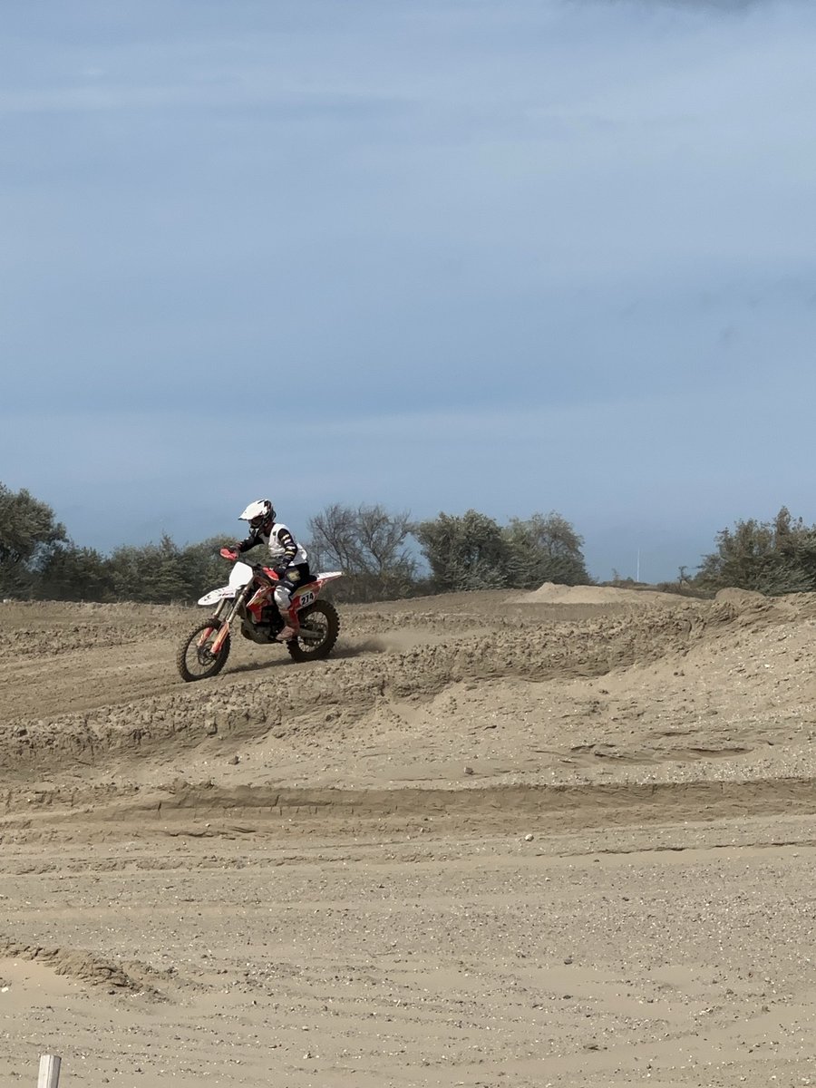 cris59279's tweet photo. #ToddKellett #LoonPlage #Motocross #MotocrossFrance #MX belle rencontre avec todd KELLETT ce 03/09/26 https://t.co/UPi3LH4RMw