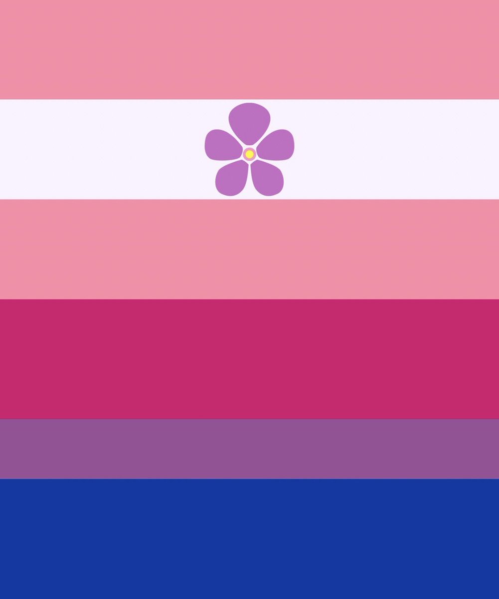 lilvampyrbaby's tweet photo. i’ve been seeing a lot of negativity so to cleanse the timeline, i love you sapphic bisexuals! <3 you’re amazing, beautiful, and valid! <3 i’ll cherish you forever! <3 https://t.co/v45orXD0nJ