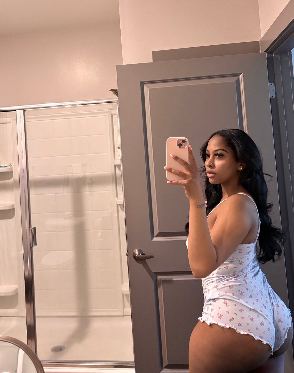 JADAlynnn5's tweet photo. Getting thicker😌 https://t.co/E68lxtpRZg