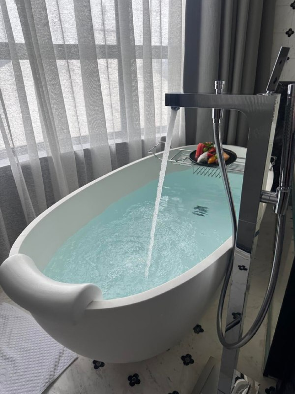 Norukiyomi's tweet photo. My favorite way to hit the reset button.  A warm bath, fresh fruits, and a cup of black coffee—pure bliss. Taking care of me, for me. https://t.co/H6mDyJzhvg