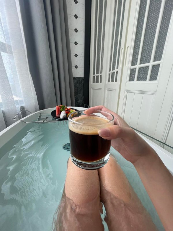 Norukiyomi's tweet photo. My favorite way to hit the reset button.  A warm bath, fresh fruits, and a cup of black coffee—pure bliss. Taking care of me, for me. https://t.co/H6mDyJzhvg