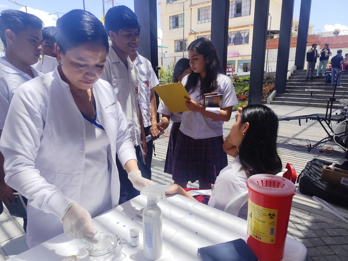 HGeneralMacas's tweet photo. #Entérate | 🏥⚖️ Con la presencia de autoridades nacionales, provinciales y locales, el @HGeneralMacas participa en la “Ruta de los Derechos Morona Santiago”.
💜 Desde el @HGeneralMacas promovemos el acceso oportuno a los servicios de salud y los derechos en #MoronaSantiago https://t.co/lMqiLWVzXZ