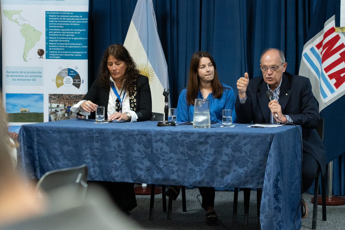 intaargentina's tweet photo. Llevamos adelante el taller de difusión final del proyecto GANASUR “Desarrollo de estrategias de mitigación para el sector ganadero mediante un enfoque colaborativo en el Cono Sur”, donde los equipos de los países participantes presentaron los resultados obtenidos. https://t.co/iKWK57oCBW