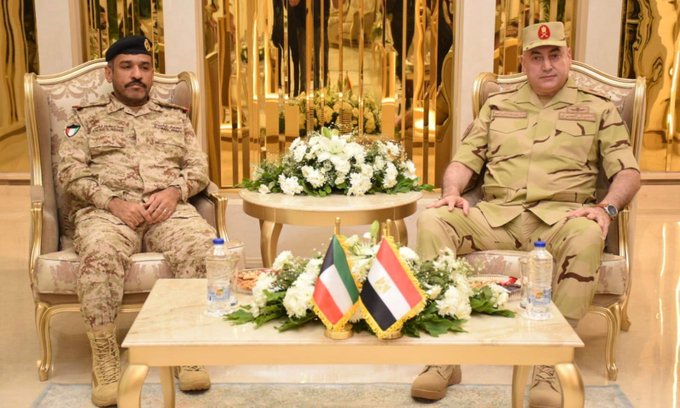 ommahnews's tweet photo. معاون رئيس الأركان لهيئة الإمداد والتموين اللواء الركن م. صلاح العازمي يترأس وفد الجيش المشارك في اجتماع لجنة التعاون الكويتية - المصرية 

- تم مناقشة تطوير التعاون وتبادل الخبرات لدعم العمل المشترك بين القوات المسلحة في البلدين

#كونا #الكويت https://t.co/yTClFABrcT