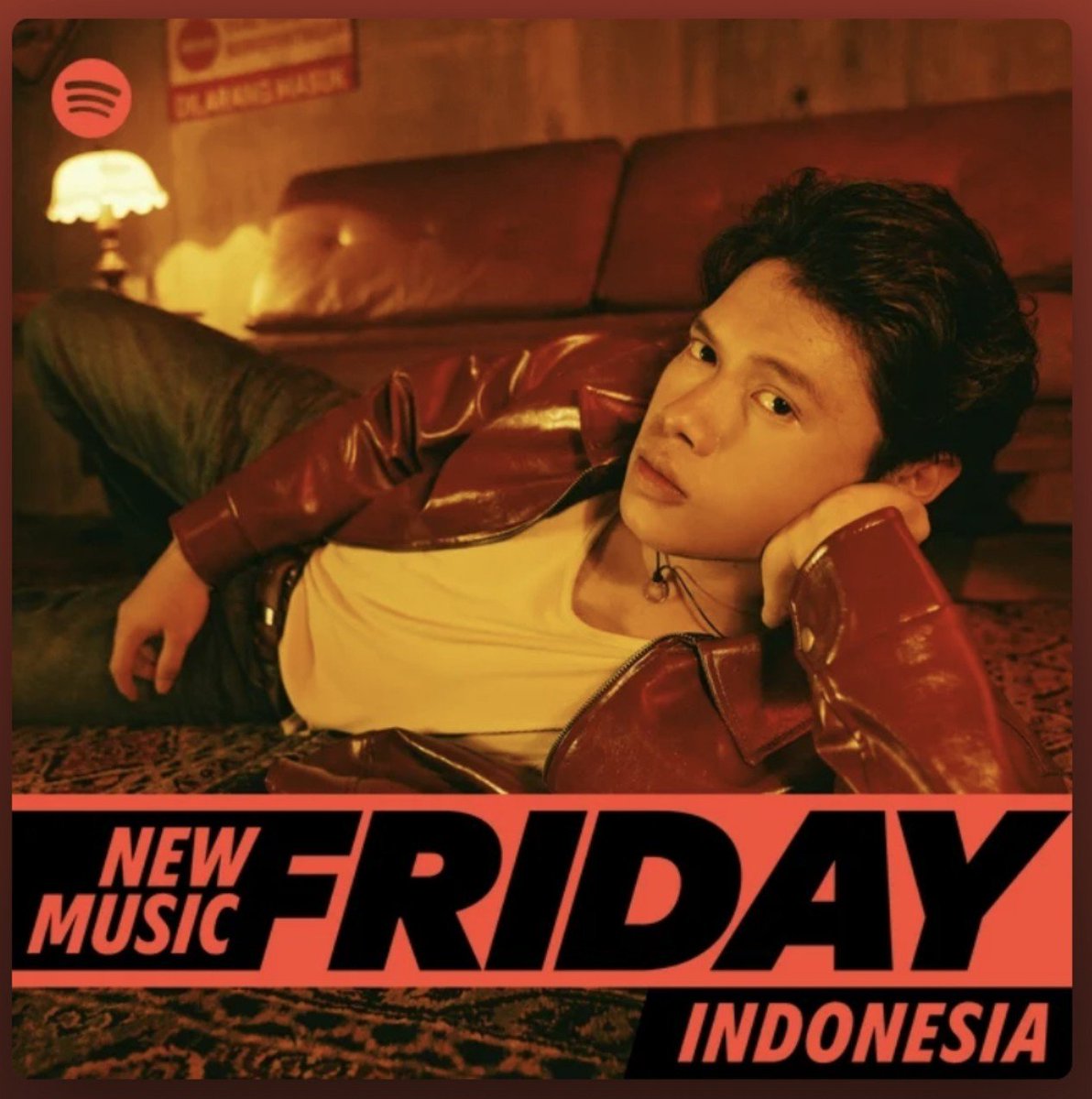 tinkreble's tweet photo. ganteng banget.. ohh duniaaku🎶 https://t.co/CSJOBIzKpA