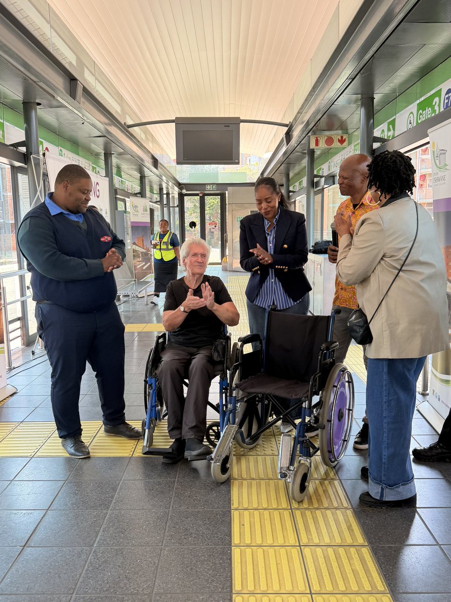 tlangimich's tweet photo. We donโt just provide a service for a fee, we provide convenience and a valuable service to our residents. @A_RE_YENG remains one of the most affordable and reliable mode of transport in the city https://t.co/GIkzNzk1jX