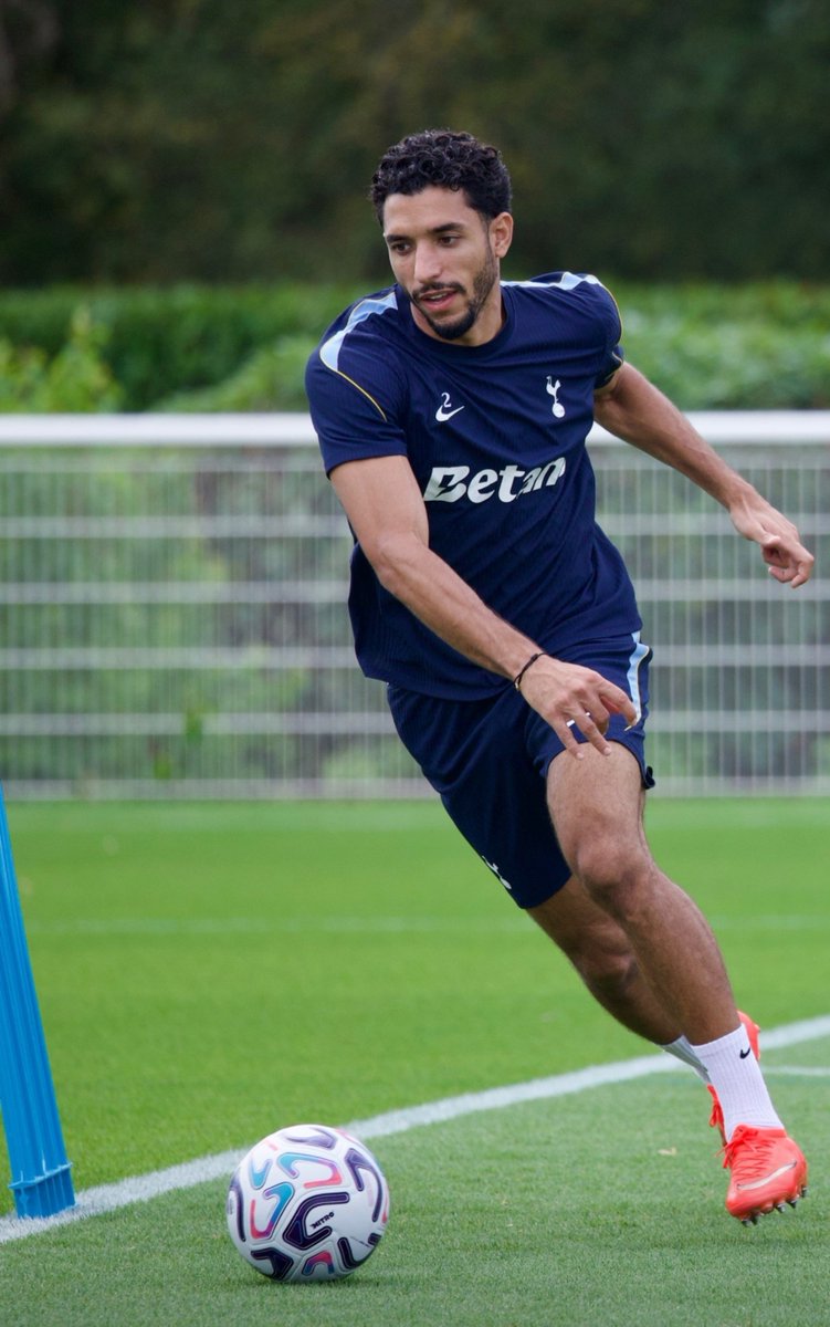 GaryRWard's tweet photo. Sávio &amp; Omar Marmoush in training.

#THFC #SPURS #COYS #TOTTENHAM https://t.co/pHTMf1ic7d