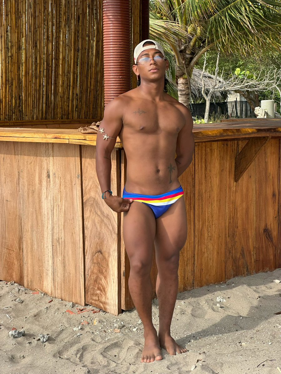 duranAndres26's tweet photo. Hi 🔥 https://t.co/c8D5otvXYJ