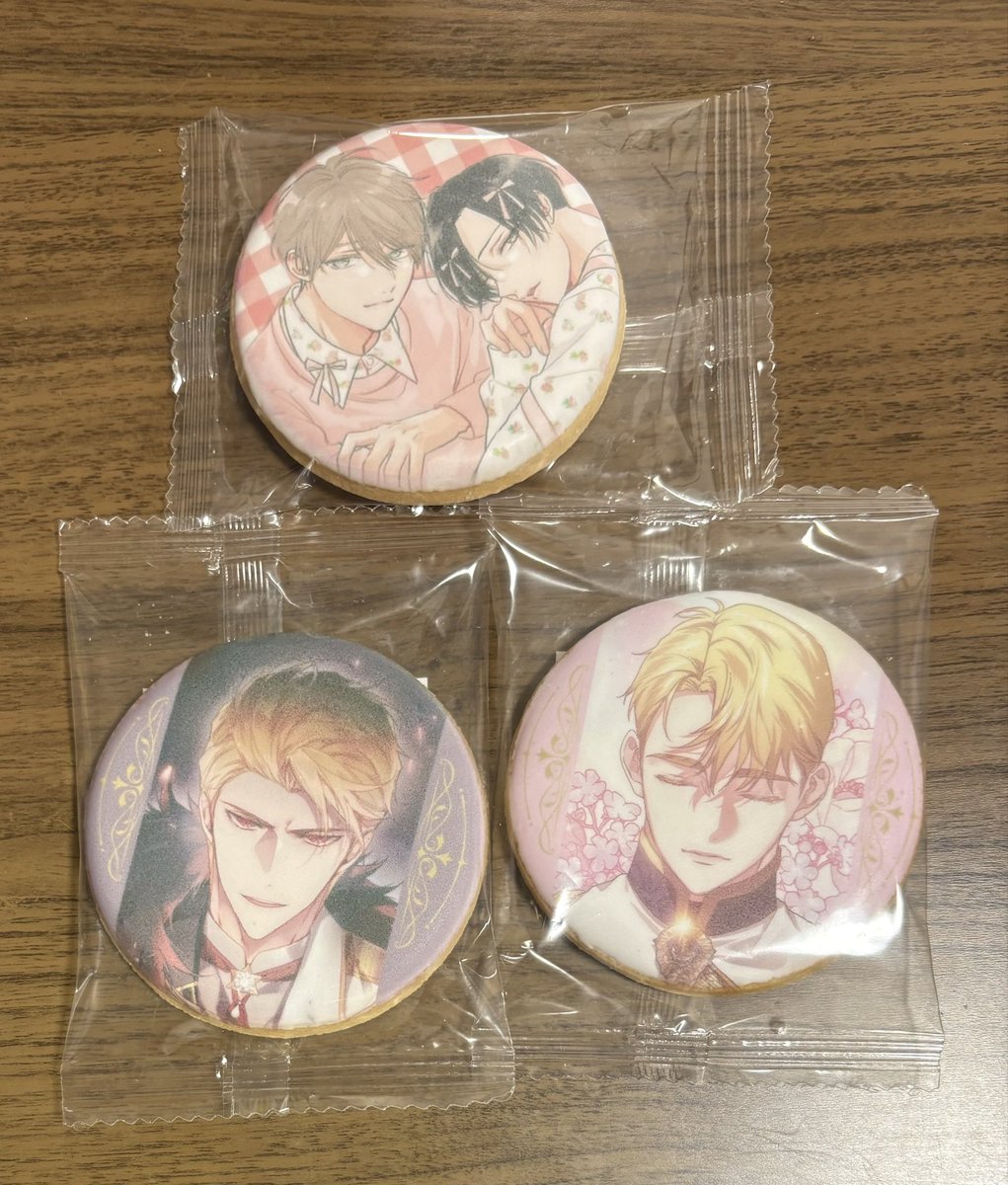 chiroru04's tweet photo. 気になるアイシングクッキー全部買ってしまった！
1番は倉持よ〜😍 https://t.co/27CgwFFUhs