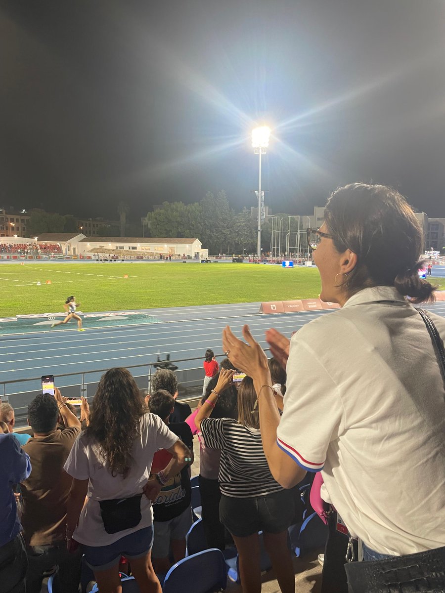 FranceOlympique's tweet photo. [#Taranto2026]
Aujourd'hui, la présidente du #CNOSF, @AOC1978, était aux côtés des équipes de France de karaté, de tennis de table et d'athlétisme engagées aux Jeux Méditerranéens de Tarente 2026.

L'occasion de mesurer le potentiel de la délégation tricolore, dans cette compétition bien organisée et de célébrer de belles médailles ! Allez les bleus ! 🇫🇷