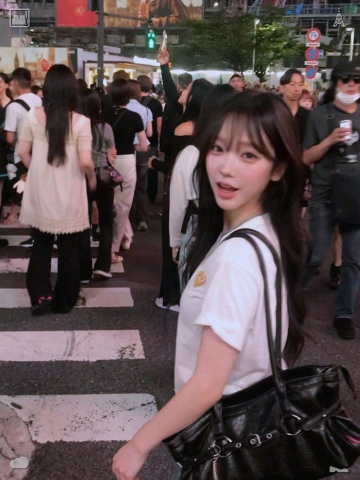 MonteiroNegom's tweet photo. 🚖Grapes drenched in syrup and topped with coconut
Every little vow we exchanged stays etched in my thoughts, and I’m calmly holding out for that moment when we stroll together to witness the sunset, savoring simple, everyday joys at each other’s side. https://t.co/2CXpofvQJg