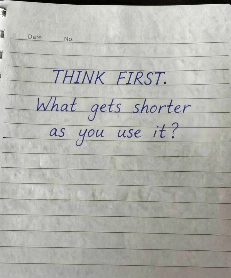 Milya1708f's tweet photo. It looks simple, but everyone gets it wrong.

What's your answer? https://t.co/laM2tHpURm