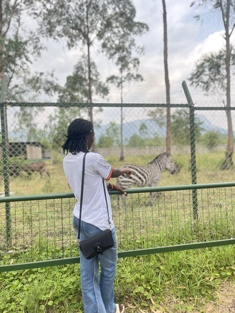 MaryKhaitsa's tweet photo. As we gear up for World Tourism Day, what’s that one thing you’re most excited to see or experience in Mbale? 

Tell us in the comments! 👇🏽@Uganda_Expozed @WasswaEmma_ https://t.co/bkEA9BoZ9I