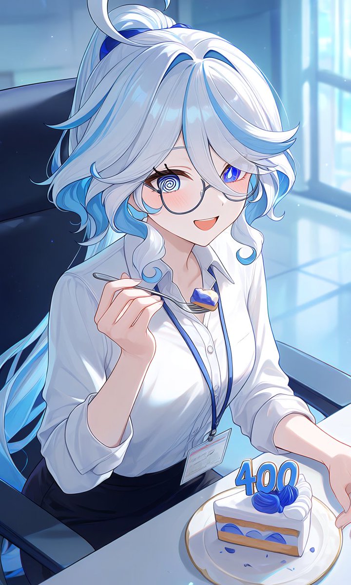 NotrealCerydra's tweet photo. Well we made It,400 cuties,i thanks to everyone for this,and also to My Bosses,and to celebrate It one of My coworkers brought me a piece of cake...
Everyone IS so nice on origin corp https://t.co/nYociQcqjn