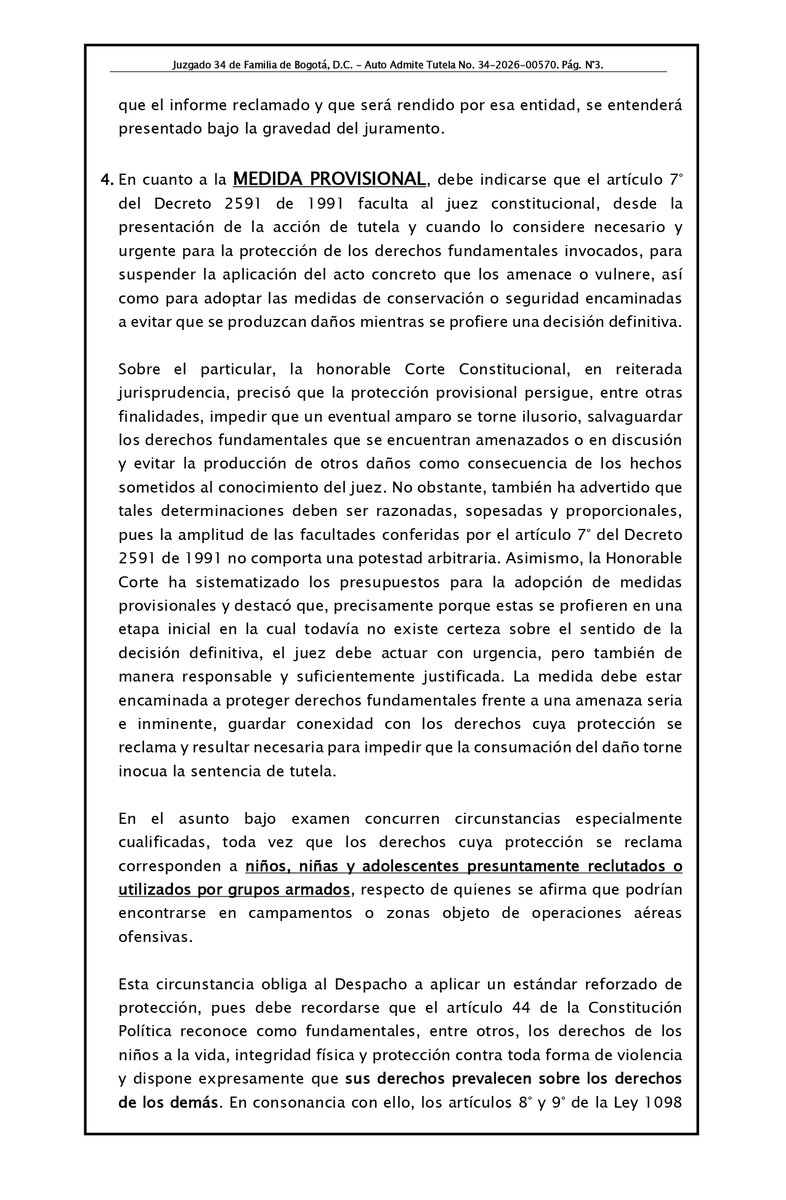 ELTIEMPO's tweet photo. 🔴 Un juzgado de Bogotá puso un límite provisional a las operaciones aéreas ofensivas (bombardeos) contra los grupos armados. 

La orden obliga al Gobierno y a las Fuerzas Militares a abstenerse de ejecutar ataques sobre objetivos cuando exista información cierta, objetiva o razonablemente verificable de que allí permanecen niños, niñas o adolescentes reclutados o utilizados por estructuras ilegales 🔽