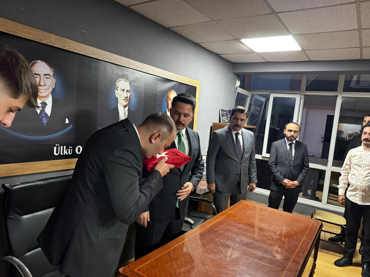 MuratYukselMY's tweet photo. Ülkü Ocakları İstanbul İl Başkanımız Sayın Alparslan Doğan’ın takdirleriyle, Ülkü Ocakları Kadıköy İlçe Başkanlığına Mert Berk atanmıştır. 
Kendisine yeni görevinde muvaffakiyetler diler, geçmiş dönemlerde Ocak başkanlığı yapan ülküdaşlarımıza teşekkür ederiz.

@ayyildirim1 
@Aalparslandogan