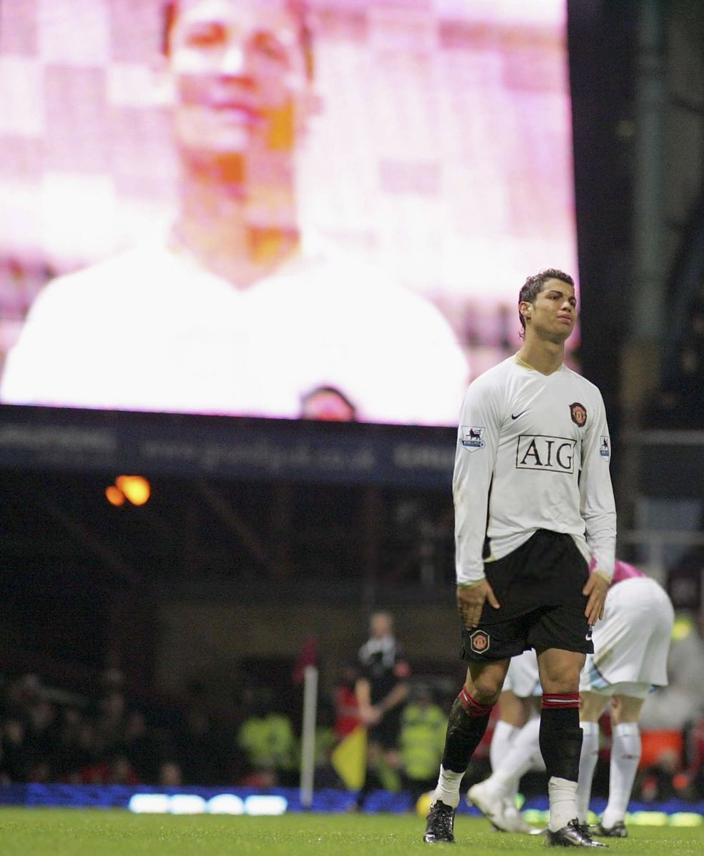 XoW_cr7's tweet photo. https://t.co/ARlRg7Vs6x