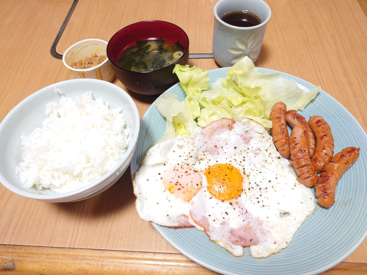 Messiah_F's tweet photo. ご機嫌な朝食だ… https://t.co/HBto09V3qe