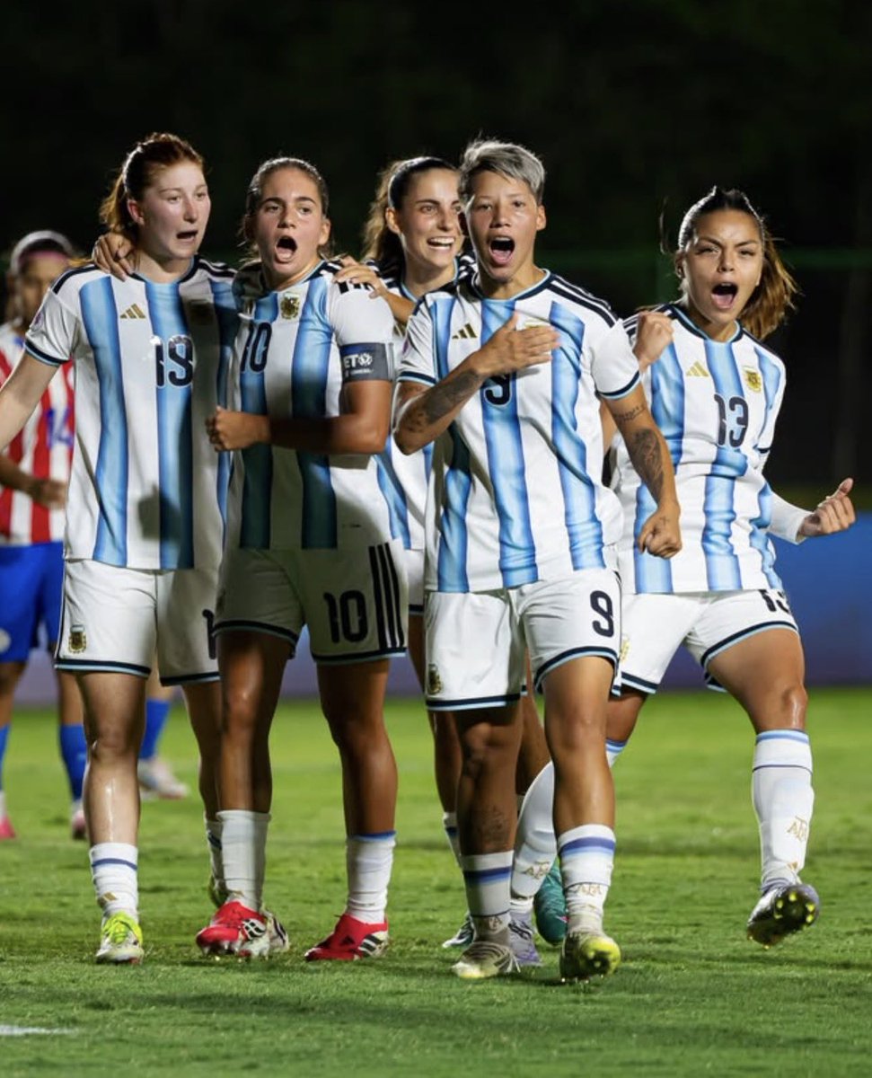 FutbolerasAR's tweet photo. 📺🇦🇷 TRANSMISIÓN MUNDIAL SUB-20

La TV Pública también va a transmitir los partidos de la Selección Argentina Sub-20 en la Copa del Mundo de Polonia.

El primer partido del seleccionado es este sábado a las 10 de la mañana ante mas anfitrionas.

NOTICIA IMPORTANTÍSIMA. https://t.co/SV6UeqZn3t