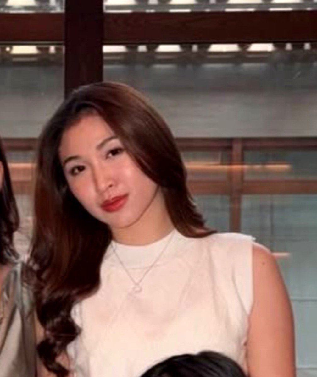 R_ZeifAgatha's tweet photo. Yng ini gak kalah cantik🥰🥰🥰

Ibarat Angin,kamu selalu ada dalam helaan nafasku 🤍

Semangat tudey cii @_shanindira https://t.co/mIhOqLTxiJ