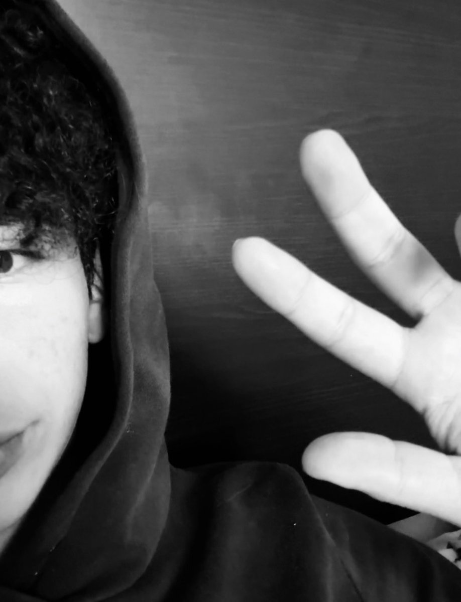Angelitow9e's tweet photo. Qué onda people 🐥 https://t.co/d7PmNsbao4