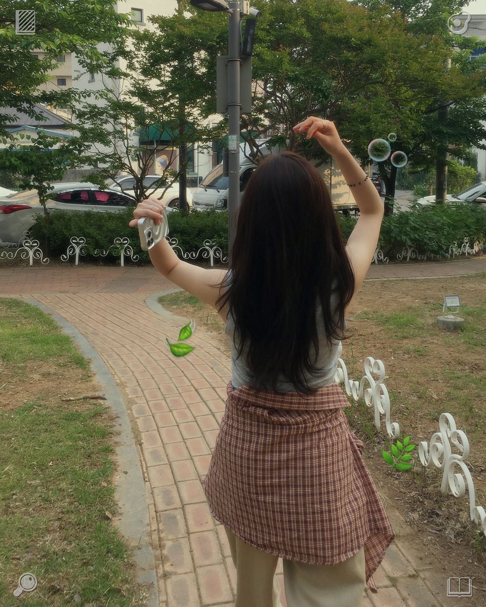 Skhn_0813b's tweet photo. 😩Our earnings are tied to the effort we put in, which is why we stay diligent! Dinner’s on the table, and I enjoy the hearty stew right there at the dining spot. It tastes amazing and leaves me feeling content. Once I finish eating, I tidy up the kitchen before moving to the l https://t.co/4a9NJ8wo0N