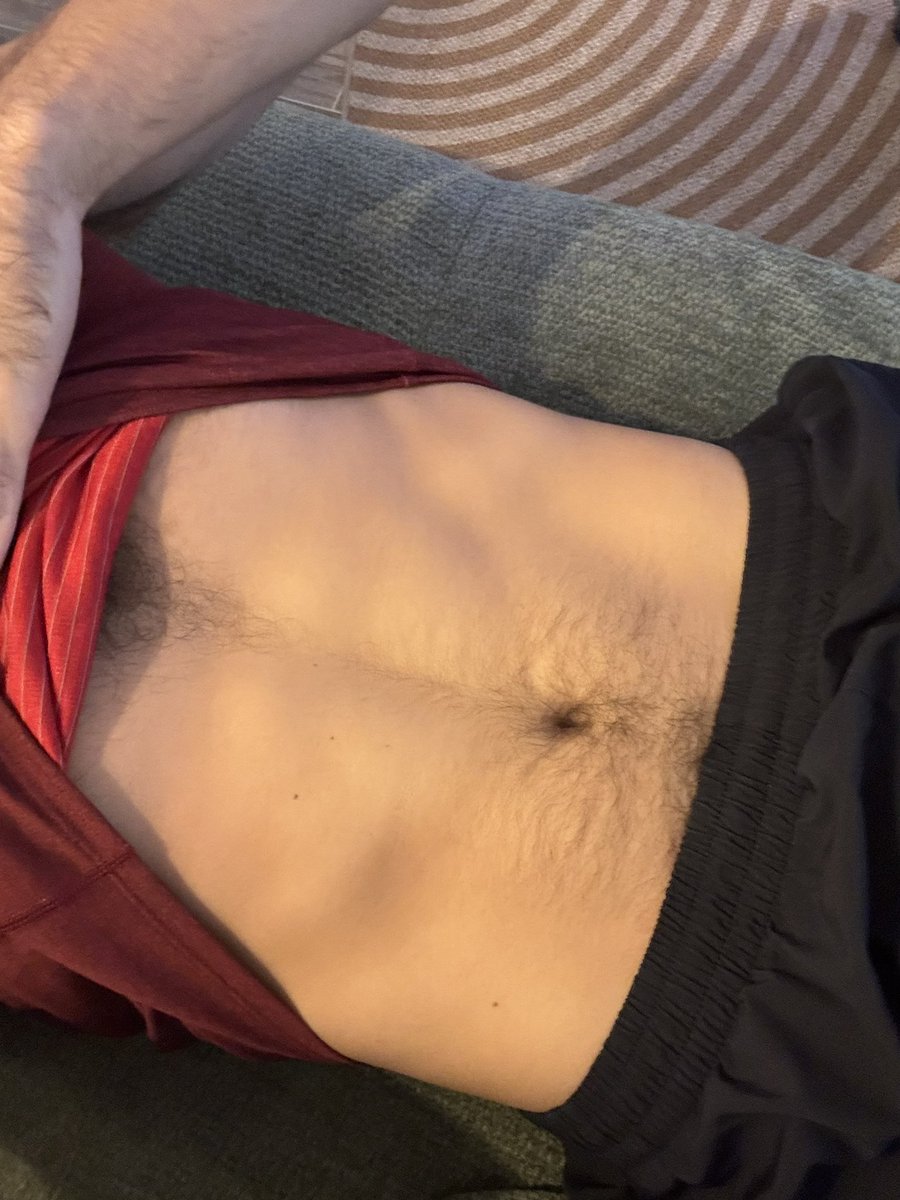 nycvers02's tweet photo. core getting tight. Someone shoot their load on me https://t.co/vkNcPDjB7l