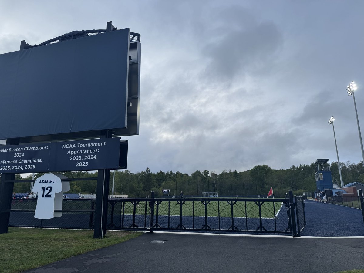 bryanstackpole's tweet photo. Big soccer match between @MaineWSoccer and @ArmyWP_WSoccer on ESPN+ at 7 pm

On the call with Jonah Smith tonight. https://t.co/bs1NPv2lcW