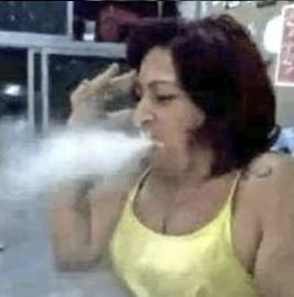 edy222n's tweet photo. @pirocamentolada @togashidasilva Mds é uma menina eu to chorando… a gente vai fazer oq junto pintar as unhas? https://t.co/AMltaqbx4h