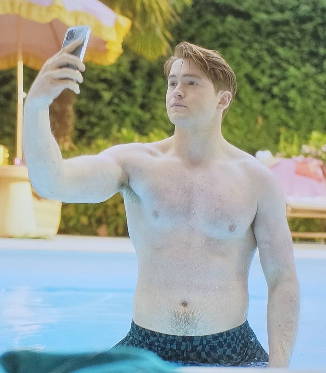 KitConnorInfo's tweet photo. kit connor as nick nelson in heartstopper https://t.co/EYT38kdVSd