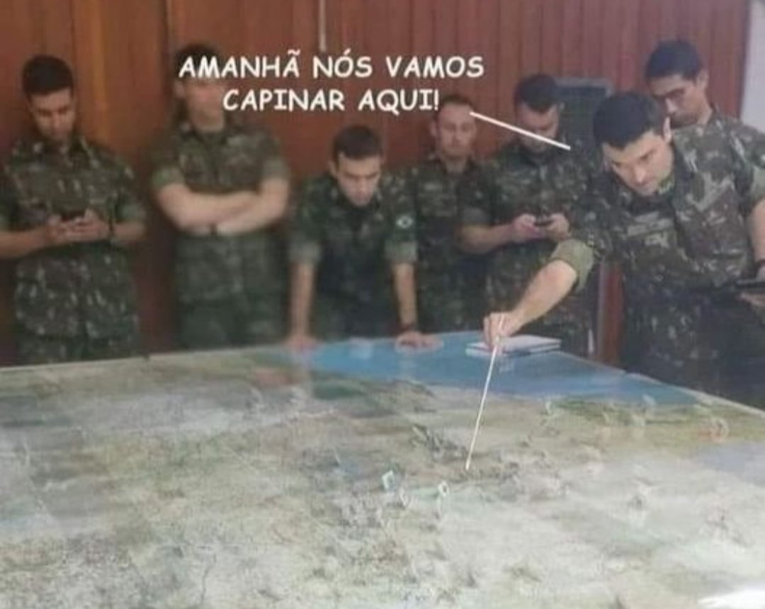 JoaquinEterno's tweet photo. ATENÇÃO: Exército brasileiro está reunido agora e promete fazer algo sobre essa crise sem precedentes que assola o STF. https://t.co/k5XHZUgum0