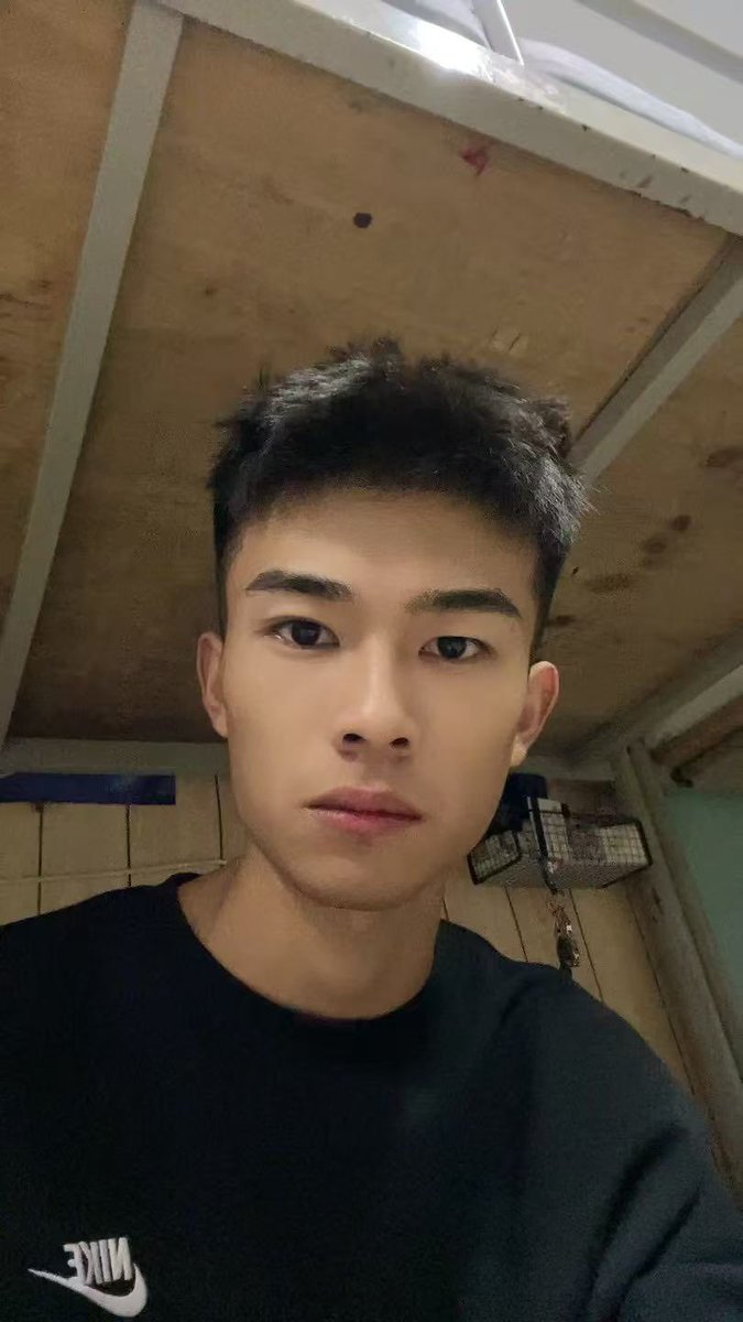 Babeyyf's tweet photo. 直男🈶️完整版视频 https://t.co/6UC1XQ8HQ0